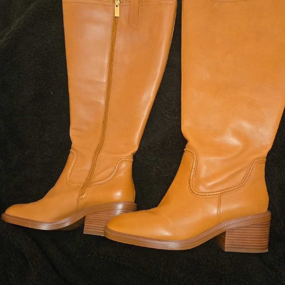 Vince Camuto Tan Heeled Boots